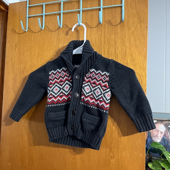 OshKosh B'gosh Other - OshKosh B’gosh Boy’s Nordic Size 2T Red and Gray Cardigan Button Up Sweater